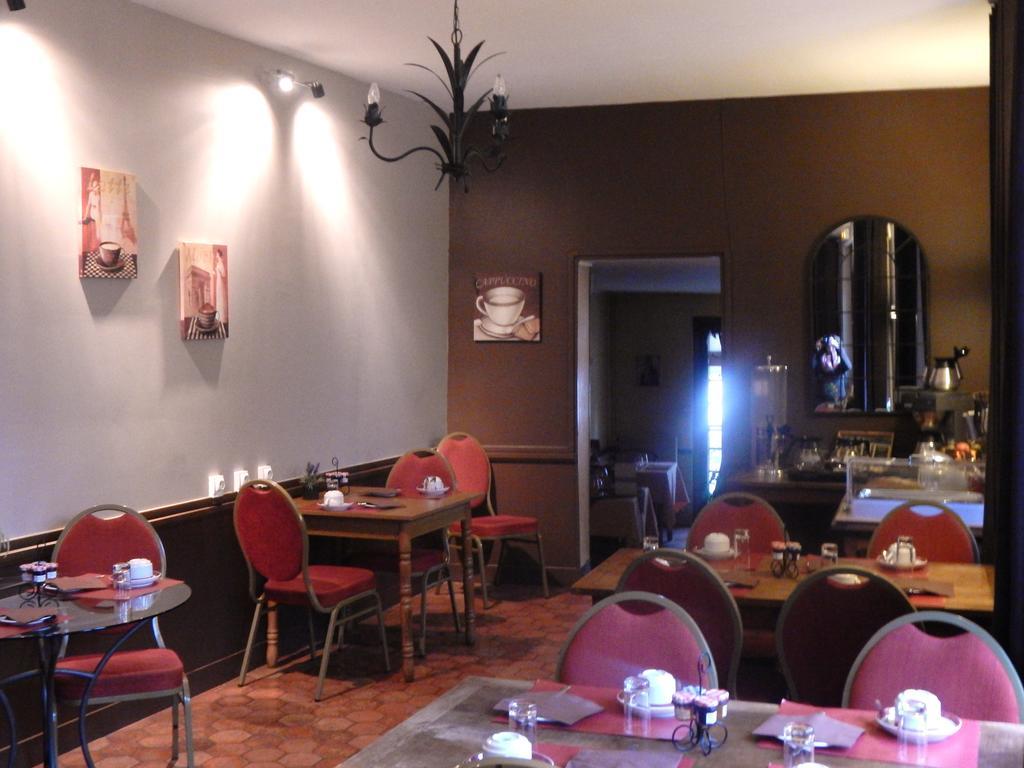 Hotel Restaurant Le Cygne Conches-en-Ouche 외부 사진