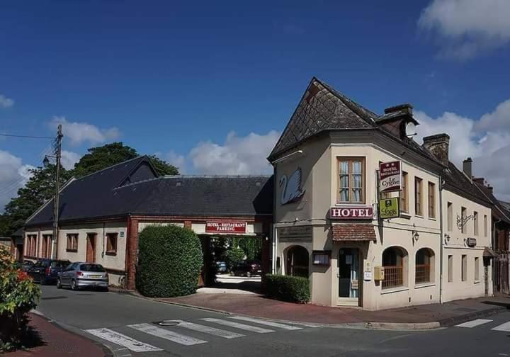 Hotel Restaurant Le Cygne Conches-en-Ouche 외부 사진